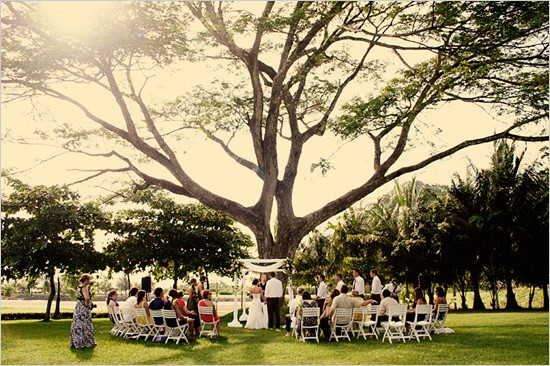 Tips to Stave Off the Sweat for Outdoor Summer Weddings