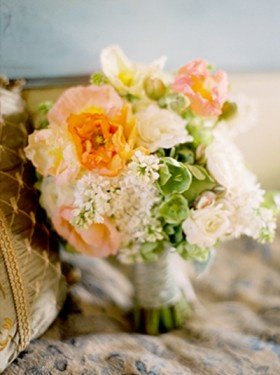Where To Splurge & Where To Save Wedding Bouquet