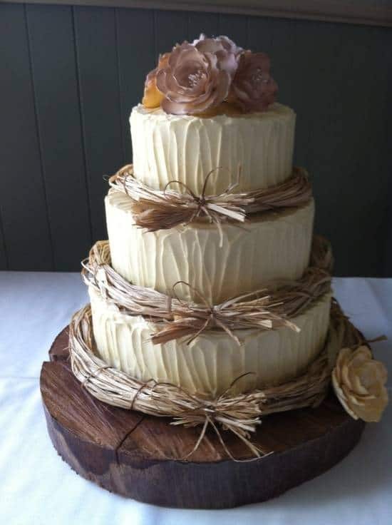 Rustic Neutral Wedding Cake