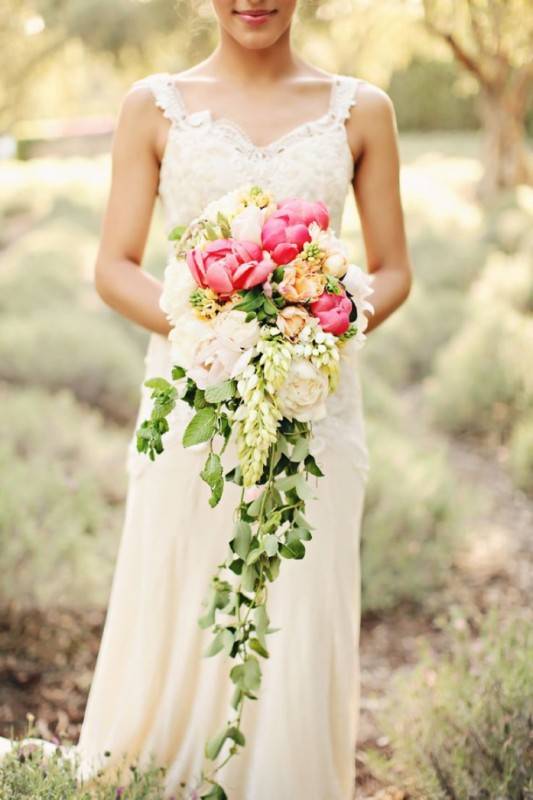 What Kind of Bouquet to Choose for Your Wedding
