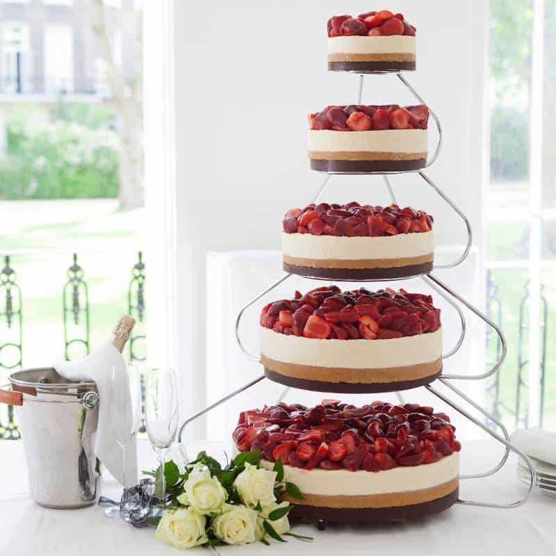 X Alternatives to Traditional Wedding Cakes