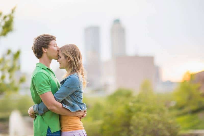Abbe Lansdown & Cory Lechtenberger's engagement session at Downt