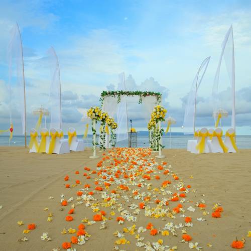 Inspired_Bride_beach