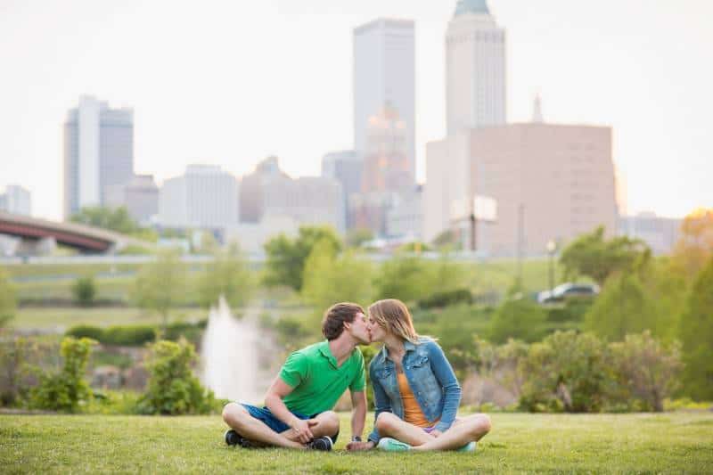 Abbe Lansdown & Cory Lechtenberger's engagement session at Downt