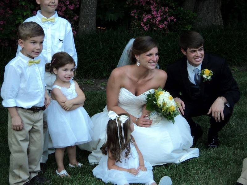 5 Ways to Make Sure Your Wedding Guests are Having Fun