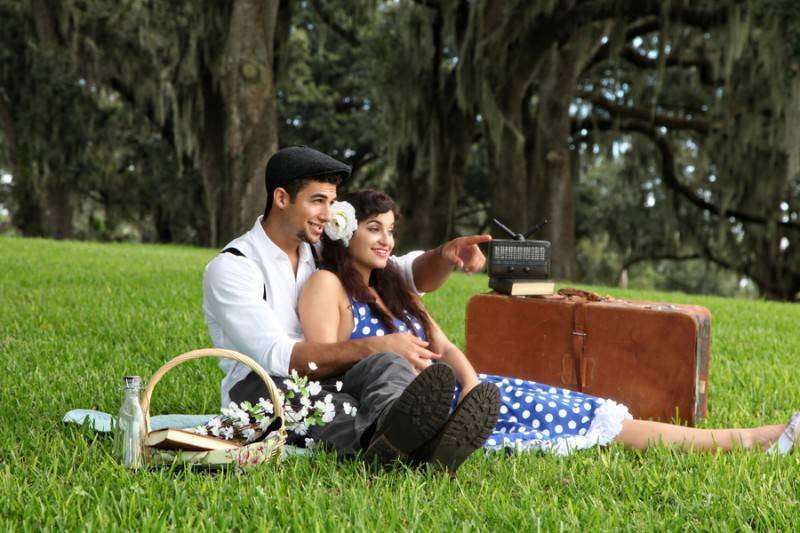 Ferreira_Armstrong_Regina_Hyman_Photography_ArianaandLinzey0150_low