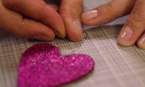 diy glitter heart cake topper