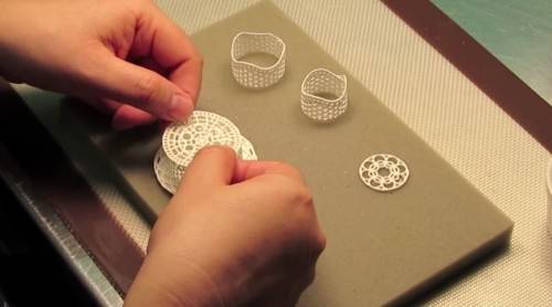 diy three-tier cake topper using sugerveil