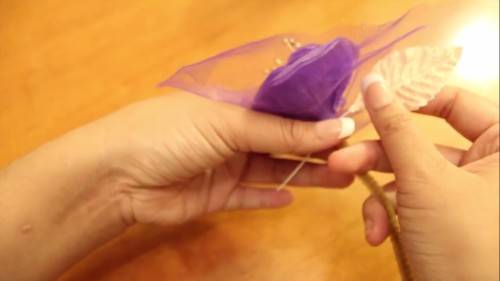 diy lavender crepe paper flower