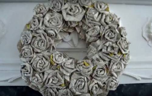 DIY rolled paper roses wedding wreath