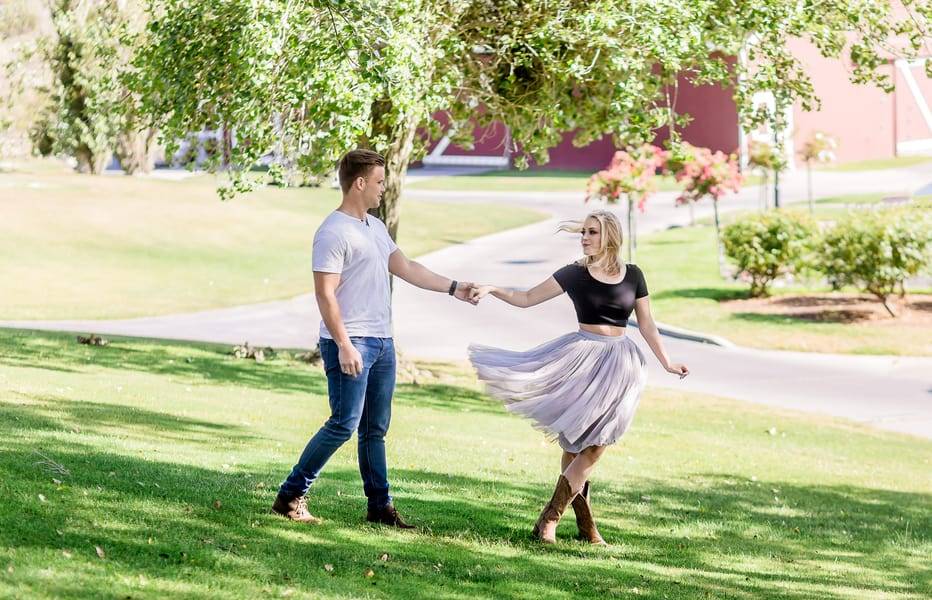View More: http://lisamariephotographie.pass.us/caitlin-joey