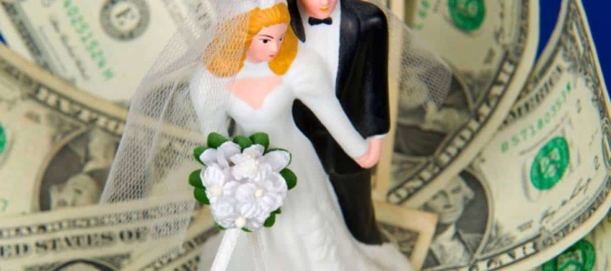 Going Into Debt For Your Wedding: Is It Worth It?
