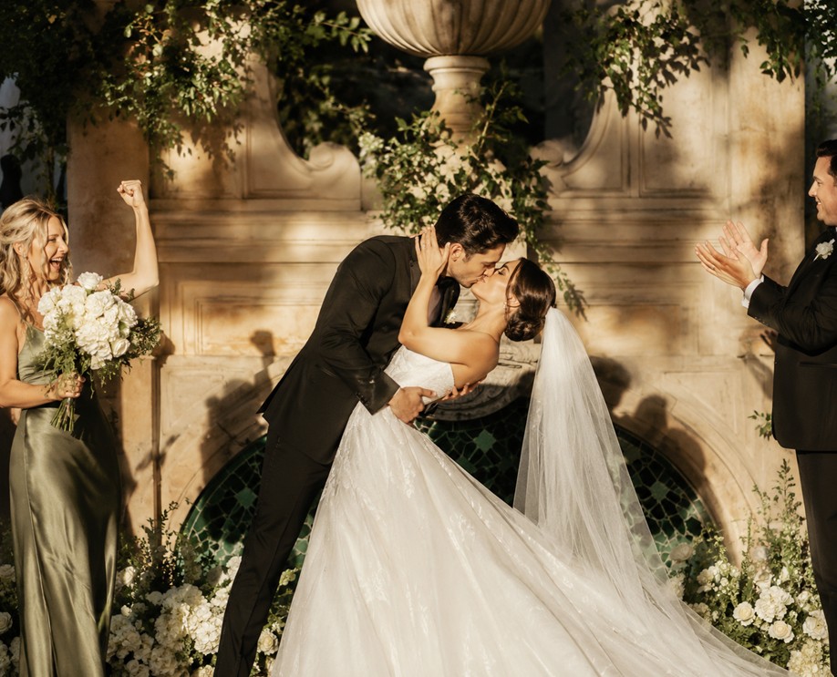 How to Achieve an Editorial Wedding Style for Your Wedding Day 5