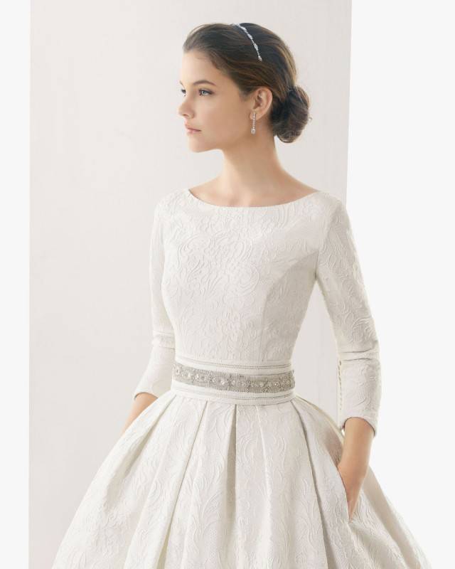 10 Gorgeous Long Sleeve Wedding Dresses You Will Love