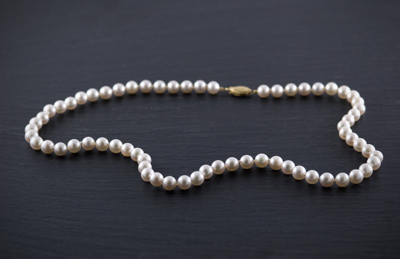 The “Start-Her” Pearl Necklace: The Perfect Gift for the Flower Girl Pearl Necklace