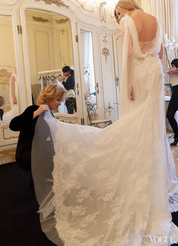 How to Prepare for Your First Wedding Dress Fitting Wedding Dress Fitting