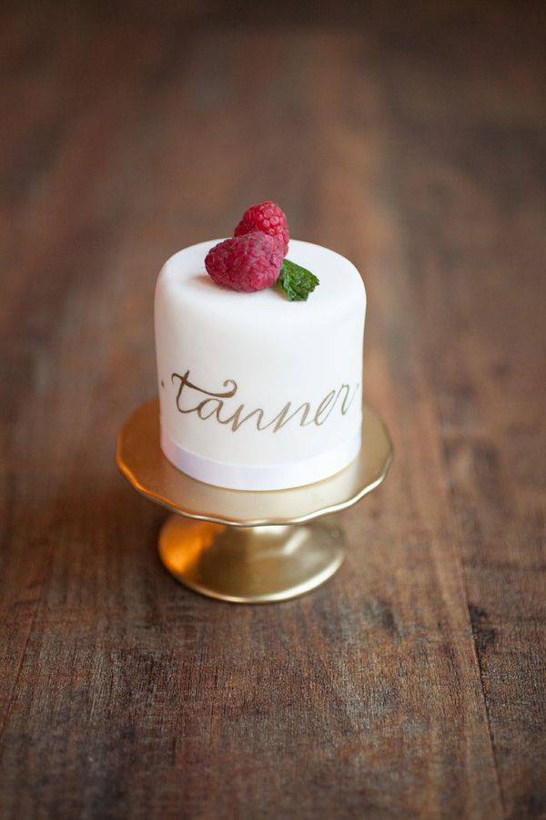 Non-Traditional Wedding Cake Ideas Personal Wedding Cakes