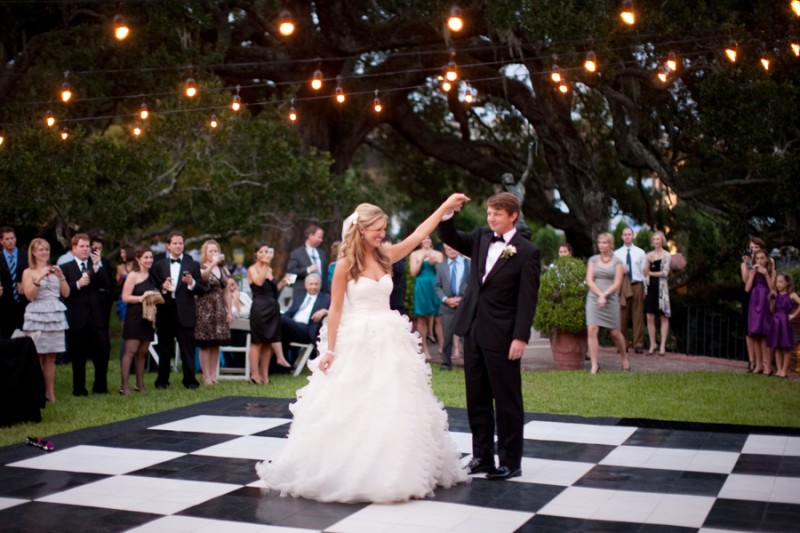 5 Great Ideas for a Romantic Backyard Wedding 5 Great Ideas for a Romantic Backyard Wedding
