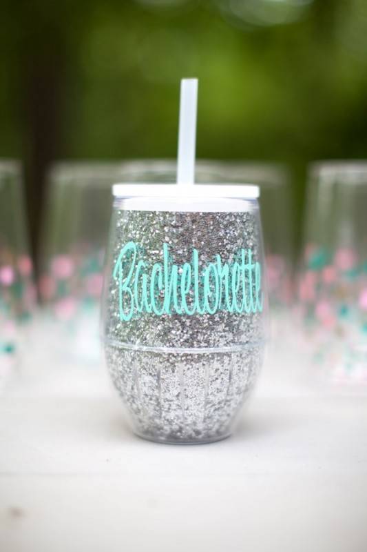 Voltin_Ainsley_Limefish_Studio_2014CharlottesvillePhotographerBachelorettePartyPhotosLIMEFISHSTUDIO12_low