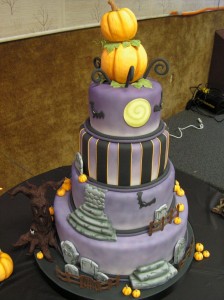Stunning Halloween Wedding Cakes