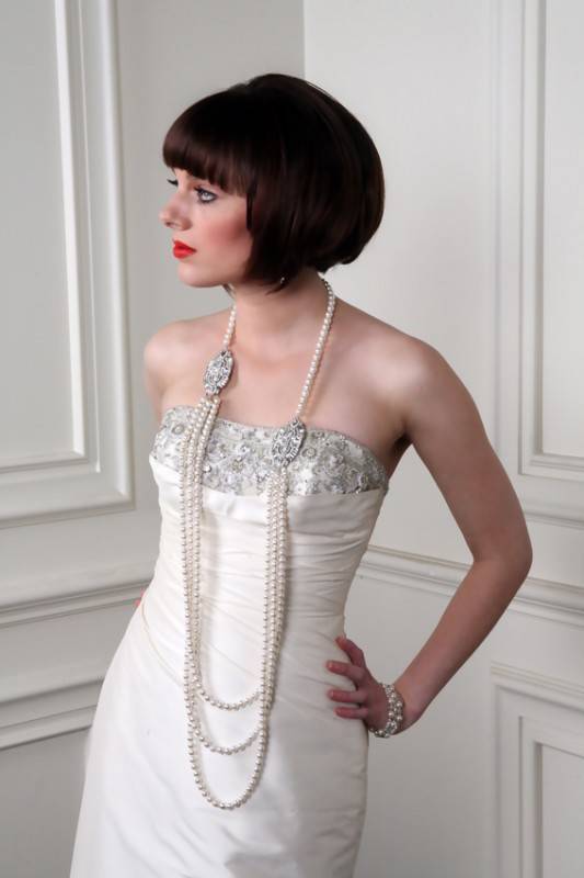 Plan a Stunning Flapper Wedding 13 decoweddings.com