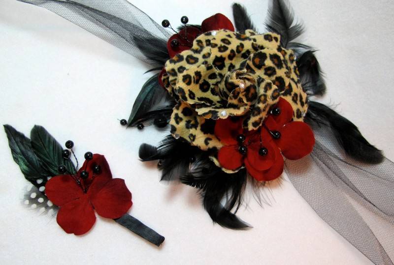 etsy.com/shop/HairFlowersBridal