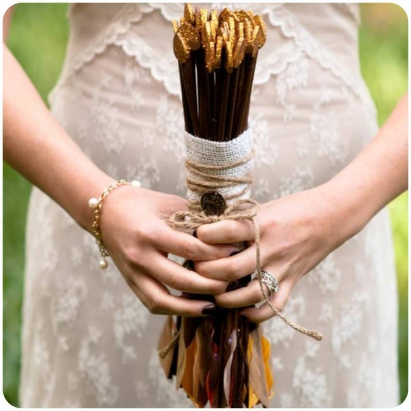 The Perfect Valentines Day Wedding Theme: Cupid’s Arrows 6 glitterinc.com