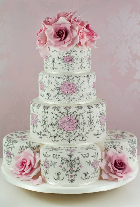 Rococo cake
