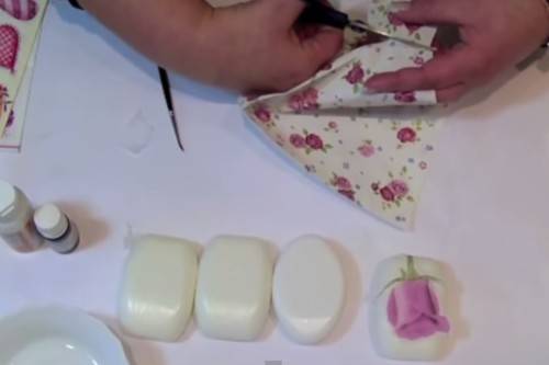 Diy decoupage soap