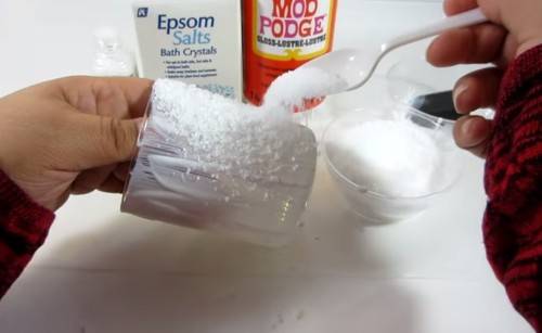 Diy wedding frosted glass decor