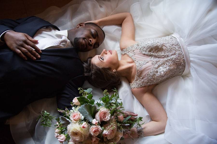 Posh-Glamour in Wedded Bliss 101