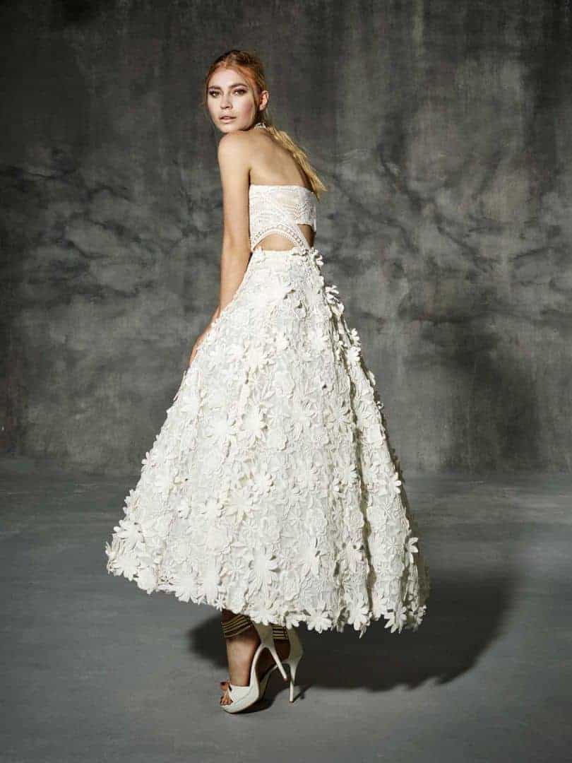 10 Stunning Tea Length Wedding Dresses For 2018 10 Stunning Tea Length Wedding Dresses For 2018