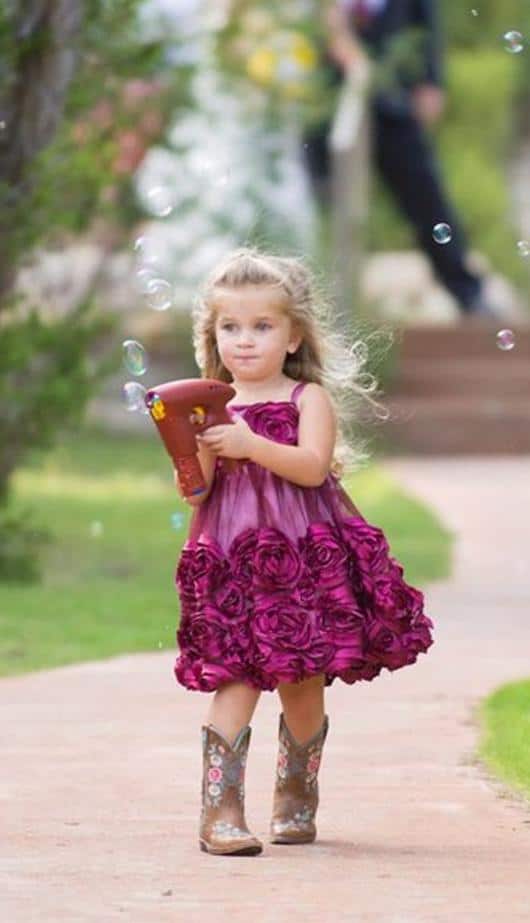 What Can Your Flower Girl Carry Down the Aisle Instead of Flowers? 274