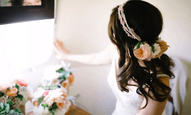25 Impressive Flower Crown Ideas For Your Wedding 59