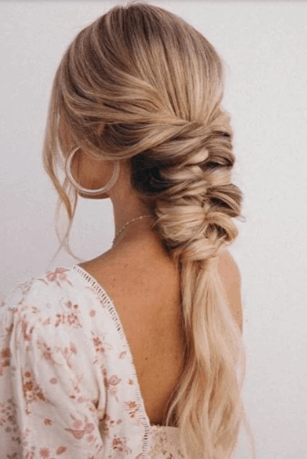25 Attractive Wedding Styles for Long Hair 53