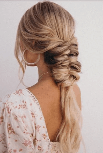 25 Attractive Wedding Styles for Long Hair 35