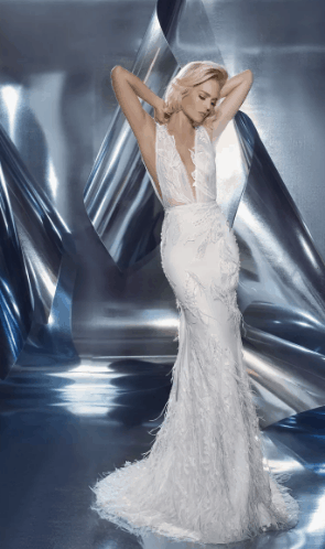 26 Feather Accented Wedding Gowns For Dreamy Brides 511