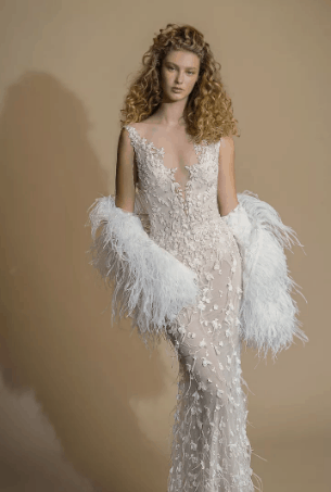 26 Feather Accented Wedding Gowns For Dreamy Brides 99