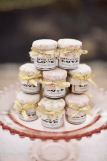 24 Stylish And Budget Friendly Wedding Party Favor Ideas 83