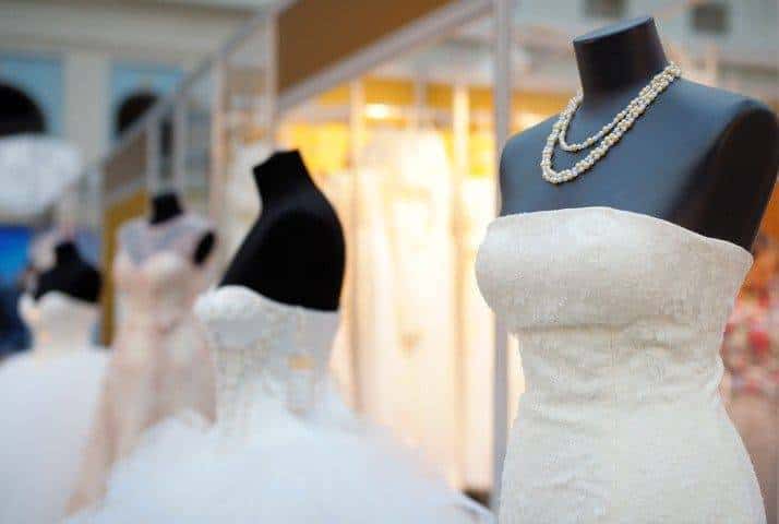 Why Is It Worth Visiting Wedding Shows and Fairs?