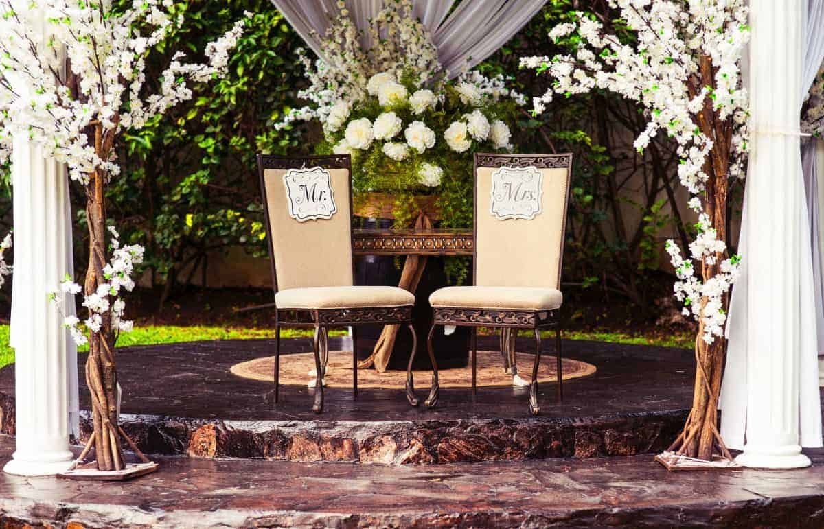 Garden Wedding Decor Every Outdoor Bash Needs