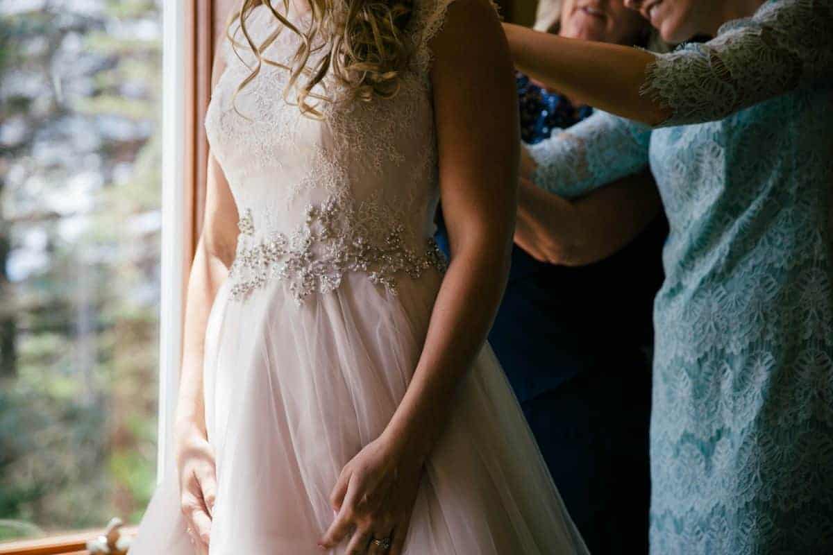 Trunk Shows Bringing Boutiques Directly to Brides