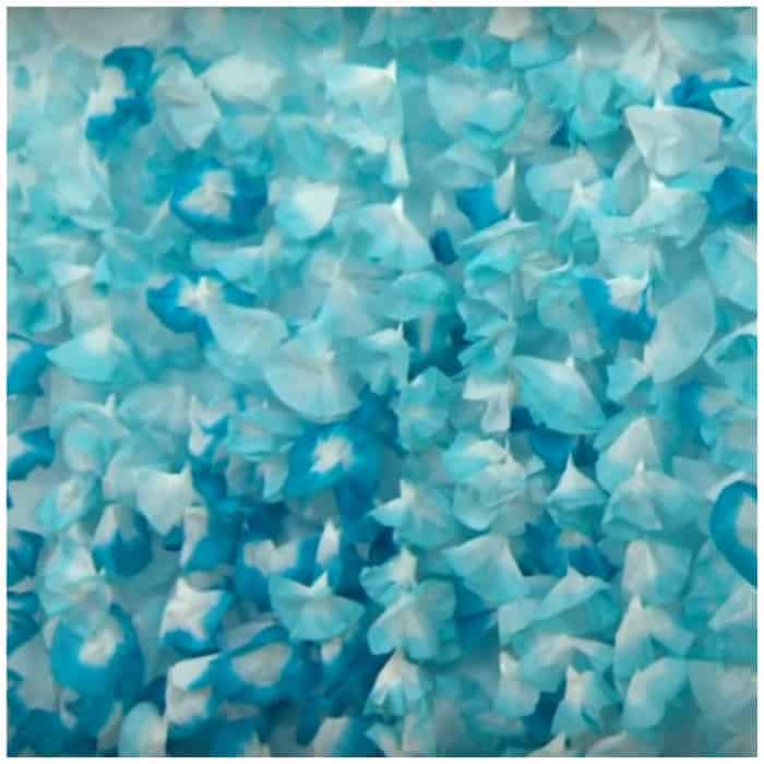 Wedding Backdrop using Coffee Filters for that Instagram-Worthy Photos Wedding Backdrop using Coffee Filters for that Instagram-Worthy Photos