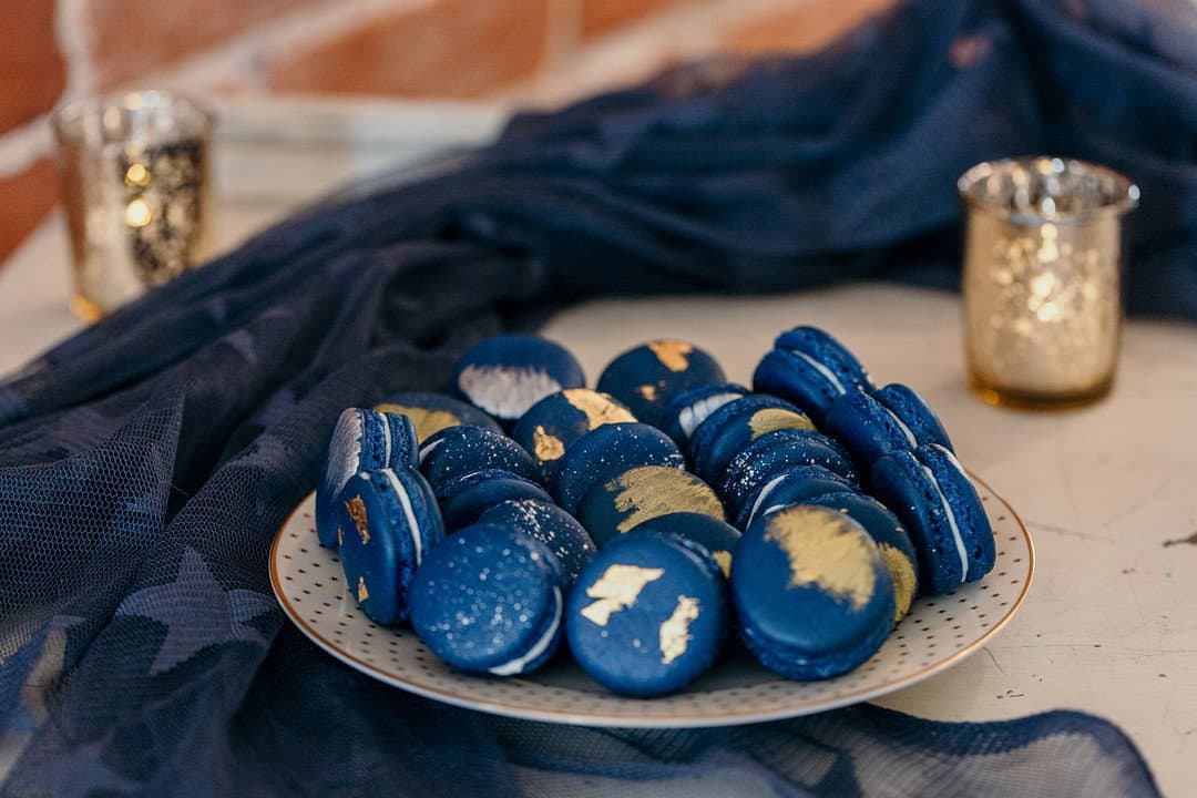 Color Palette: Navy and Gold For Timelessness and Opulence 61