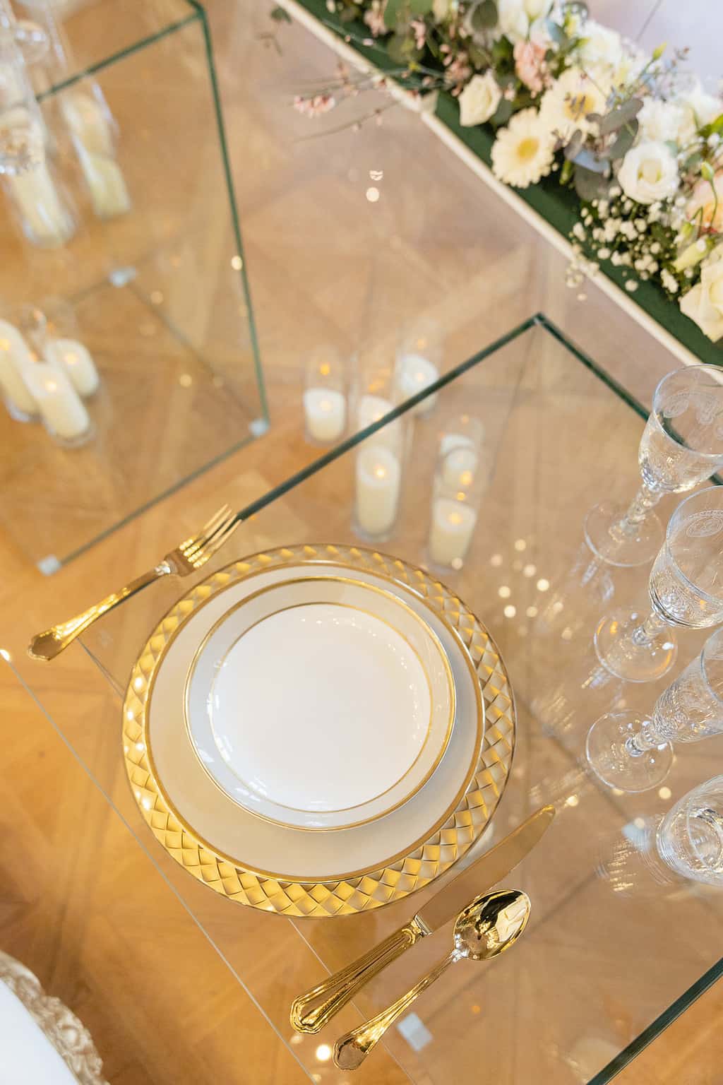 White and Gold Luxury Themed Styled Shoot 89