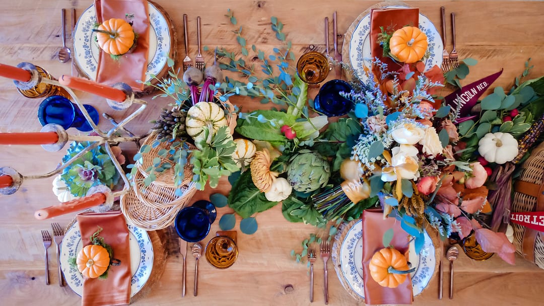 The Vibrant Colors of Fall in a Mix of Love and Thanksgiving 57