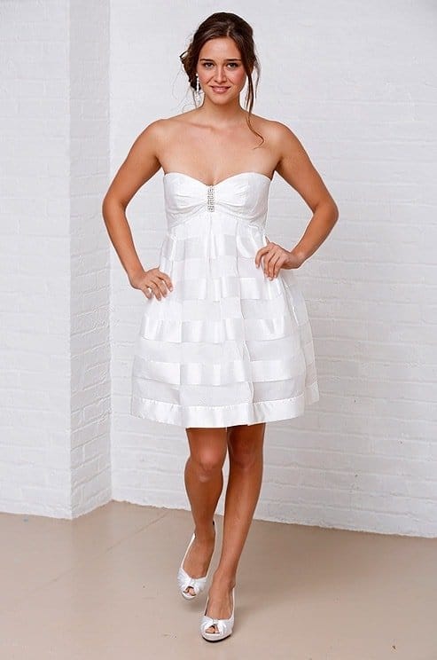 How to Choose the Right Bridesmaid Dresses How to Choose the Right Bridesmaid Dresses