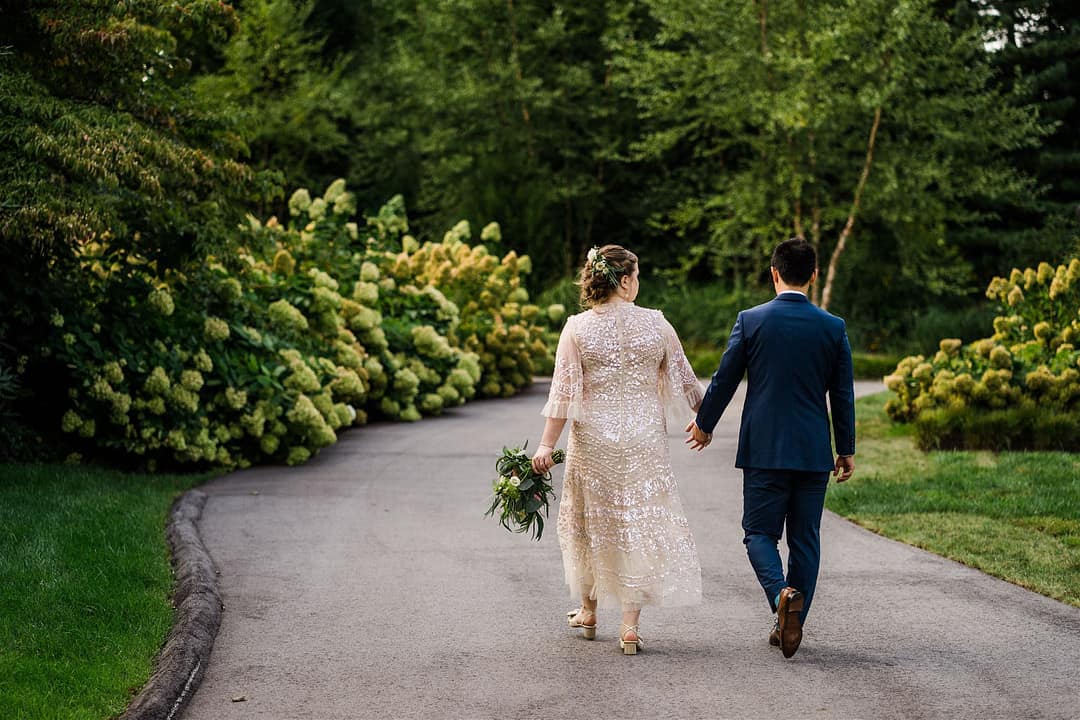 This Couple Tied The Knot In Their Parents' Magical Backyard 67
