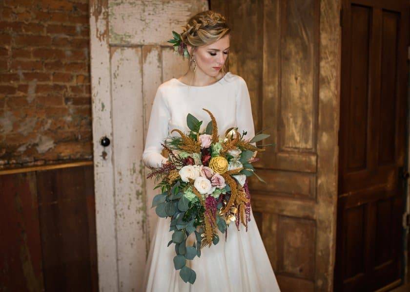 Michael_Monroe_Pearl_Grain_Photography_Bride4_low