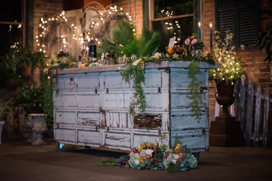 Michael_Monroe_Pearl_Grain_Photography_Bride4_low